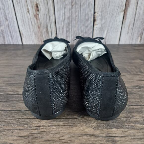 Born Carri Womens 6.5 W Ballet Flats Embossed Leather Snake Pattern Black w/Bow - Picture 4 of 9